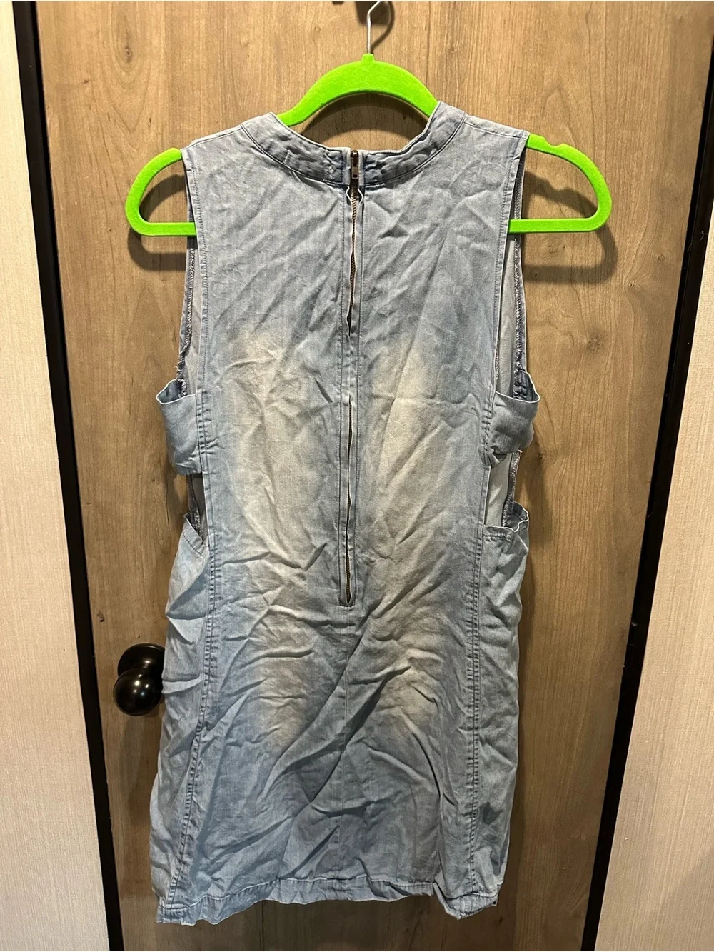 Skylar + Jade Blue Chambray Cutout Shift Dress Size M